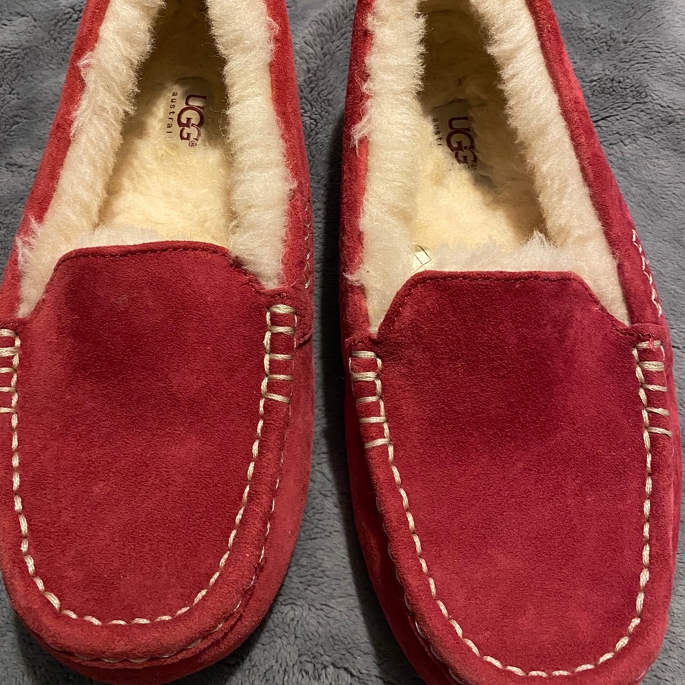 Ugg Slippers - Picture 2 of 5